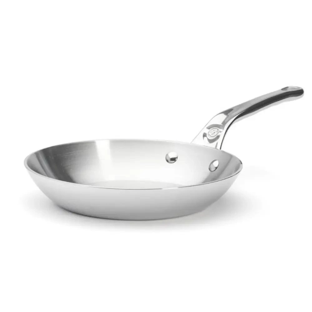 Poêle inox pour saisir viandes, poissons et légumes au quotidien